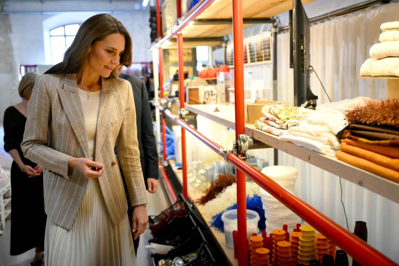 Perché Kate Middleton ha visitato Remida, il centro reggiano dove gli scarti diventano creatività