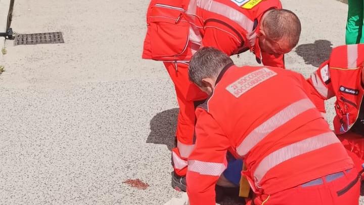 Sassari, pedone investito da un’auto in retromarcia: cosa sappiamo