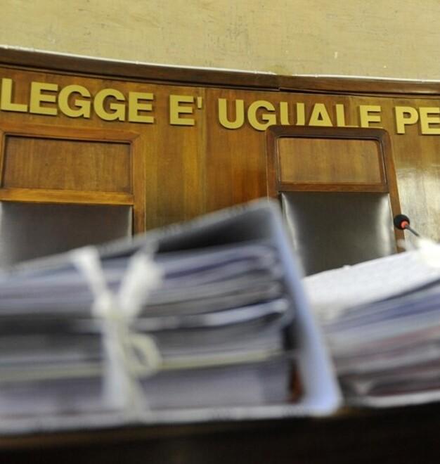 Viareggio, candidati a sindaco e consigliere imputati per diffamazione aggravata