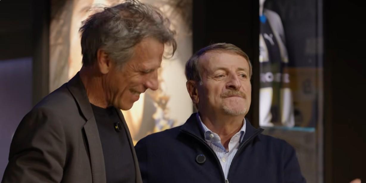 Giacomo Poretti intervista Gianfranco Zola: «I tifosi del Chelsea mi chiamavano Magic Box, gli avversari Little Shit» – Video