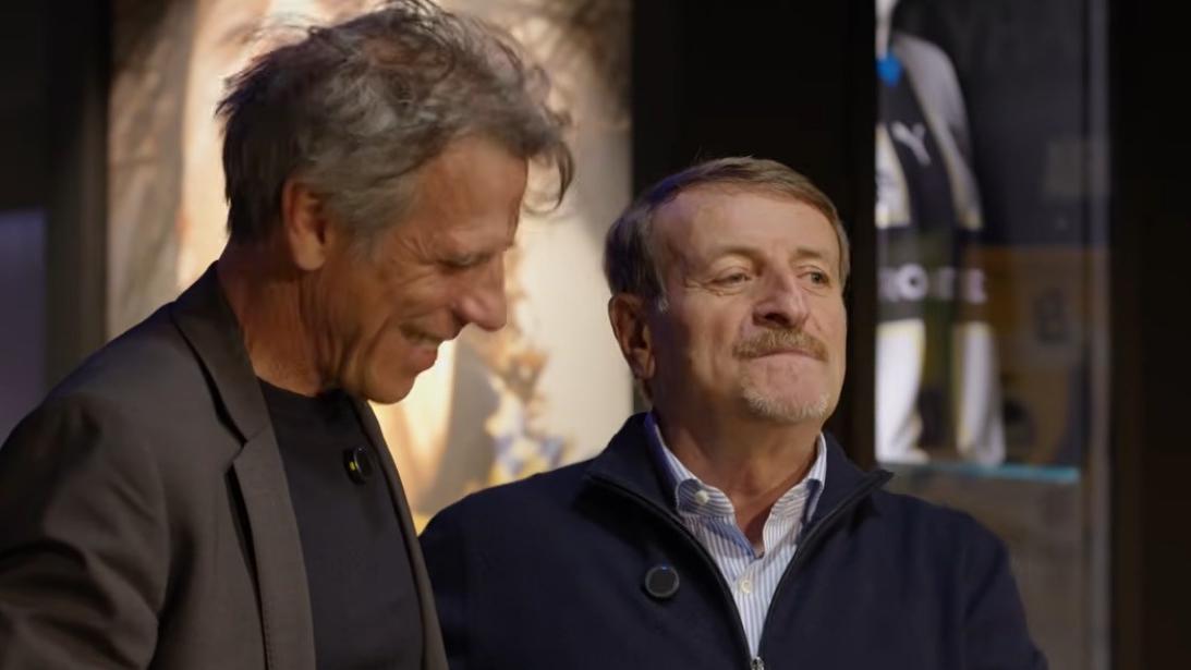 Giacomo Poretti intervista Gianfranco Zola: «I tifosi del Chelsea mi chiamavano Magic Box, gli avversari Little Shit» – Video