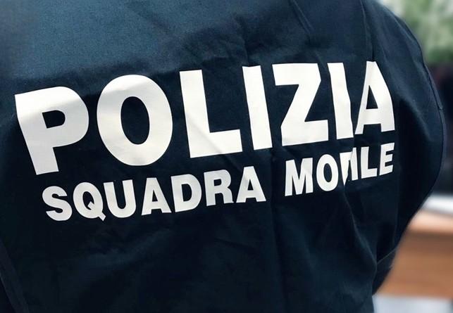 Sassari, perseguita e aggredisce l’ex moglie: fermato dalla polizia