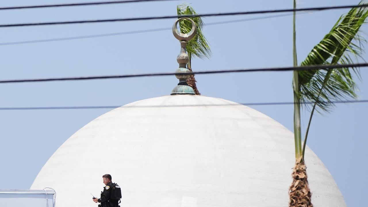 Sparatoria nel centro islamico di San Diego