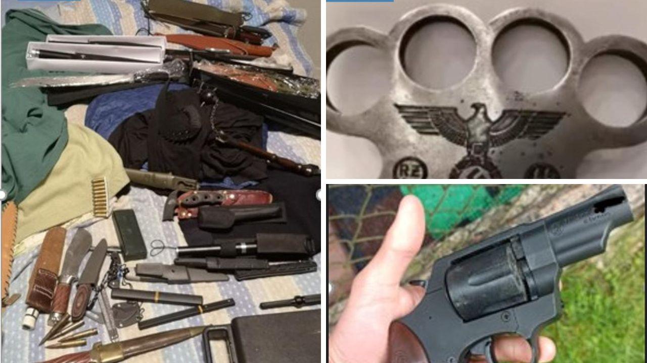 Il materiale sequestrato dalla polizia ai ragazzini
