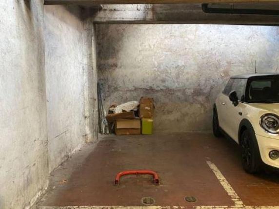 Roma, un posto auto in piazza Navona? In vendita a 260mila euro: la mappa dei prezzi