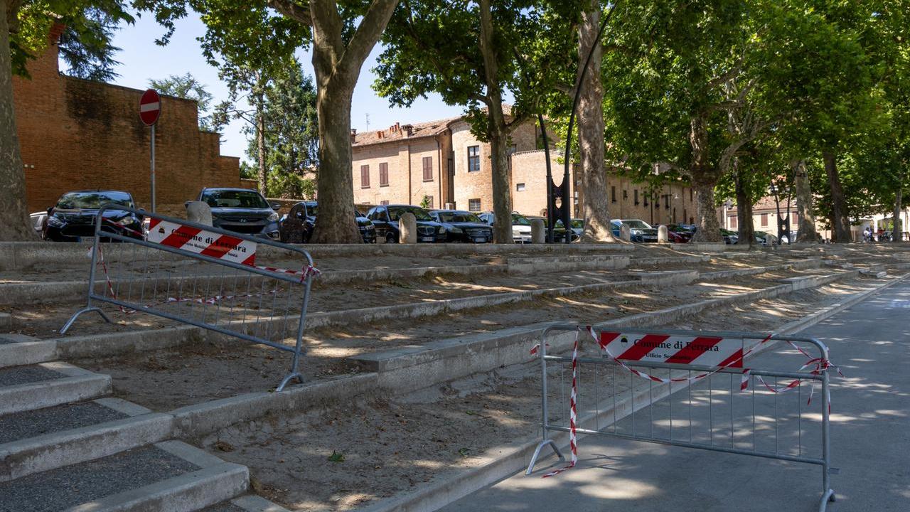 Ferrara Summer Festival, residenti di piazza Ariostea: «Pronti a chiedere lo stop»