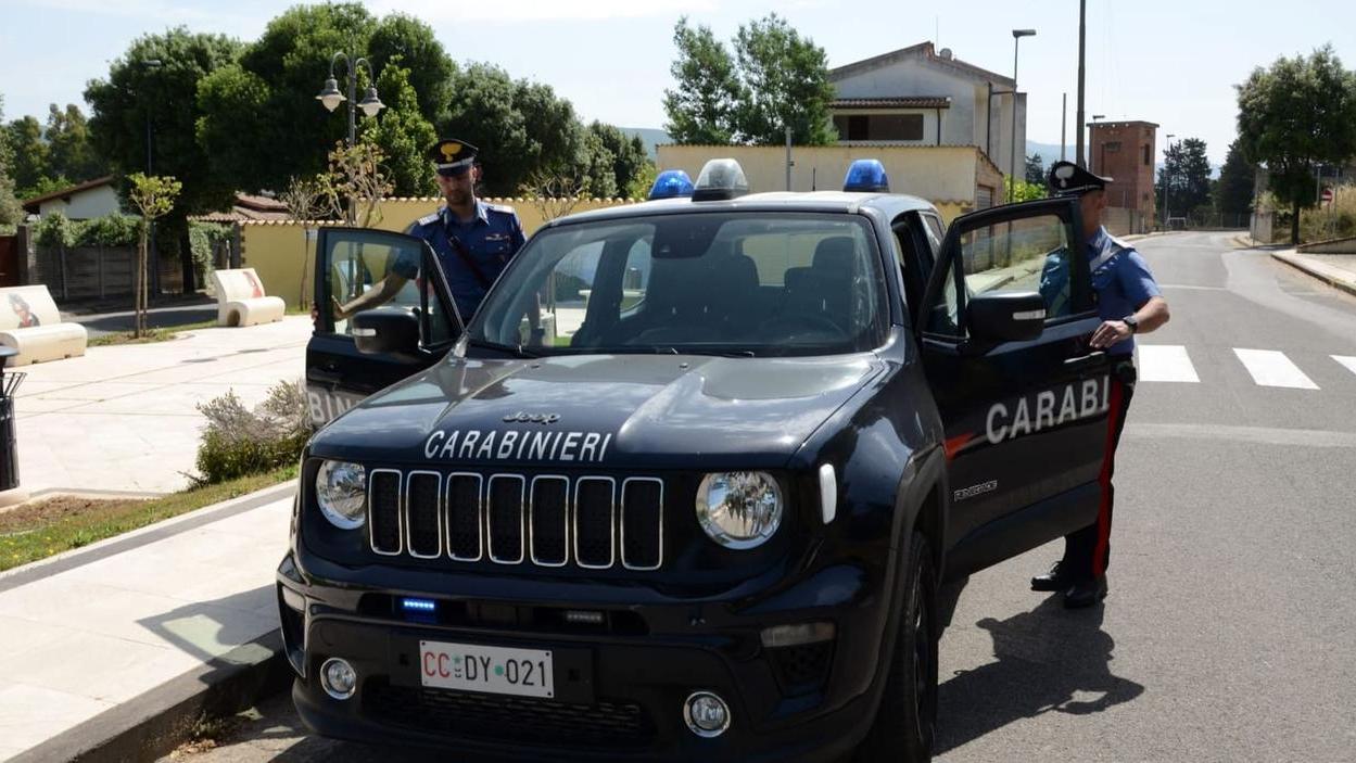 L’alt, la fuga, l’inseguimento e l’arresto: era a bordo dello scooter senza patente