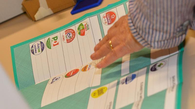 Sono 132.217 i pratesi chiamati ai seggi per eleggere sindaco e Consiglio comunale