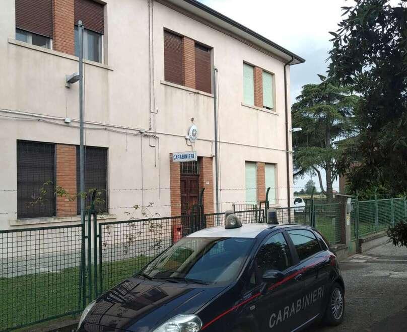 Finti carabinieri a Ro. Coppia truffata per 16mila euro