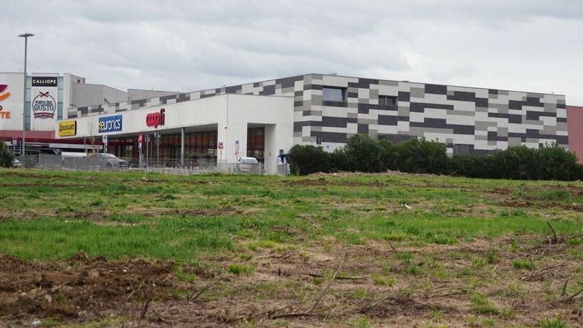 Eurospin a Livorno: ora il progetto è pronto. Si decide sull’apertura al Levante