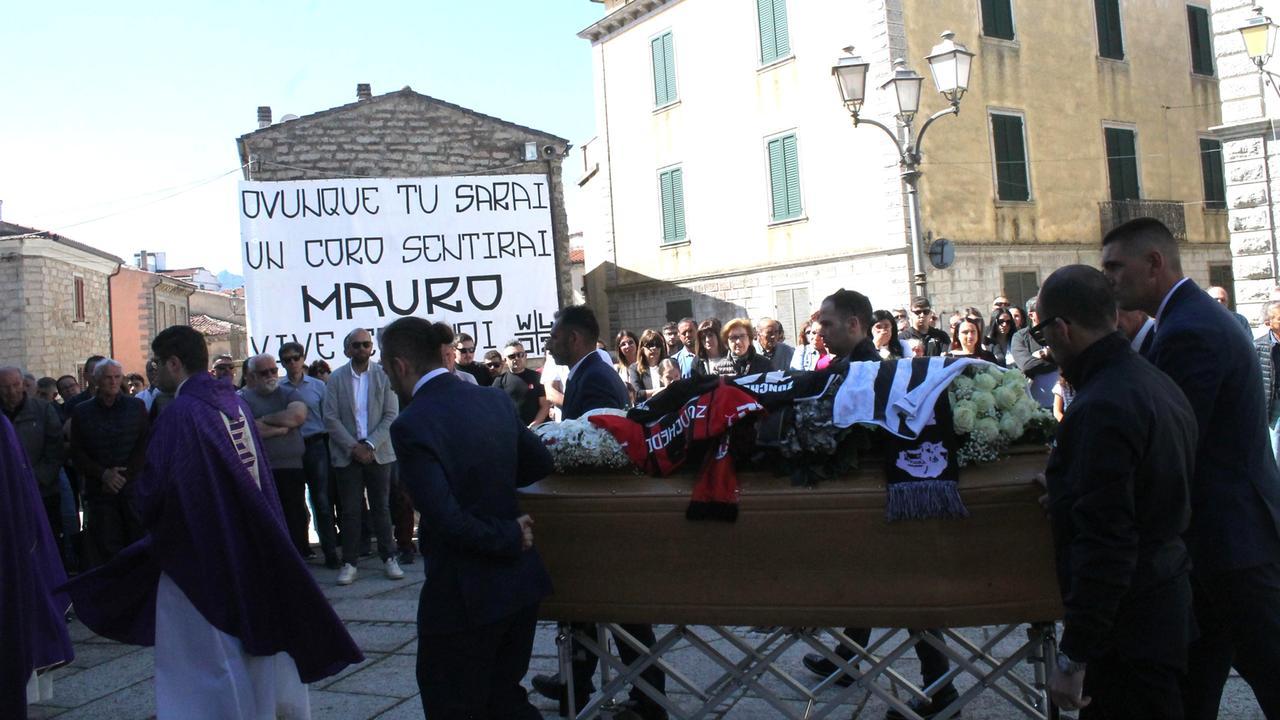 Morto in ospedale, a Luras l’ultimo saluto a Mauro Zuncheddu: «Per sempre con noi»