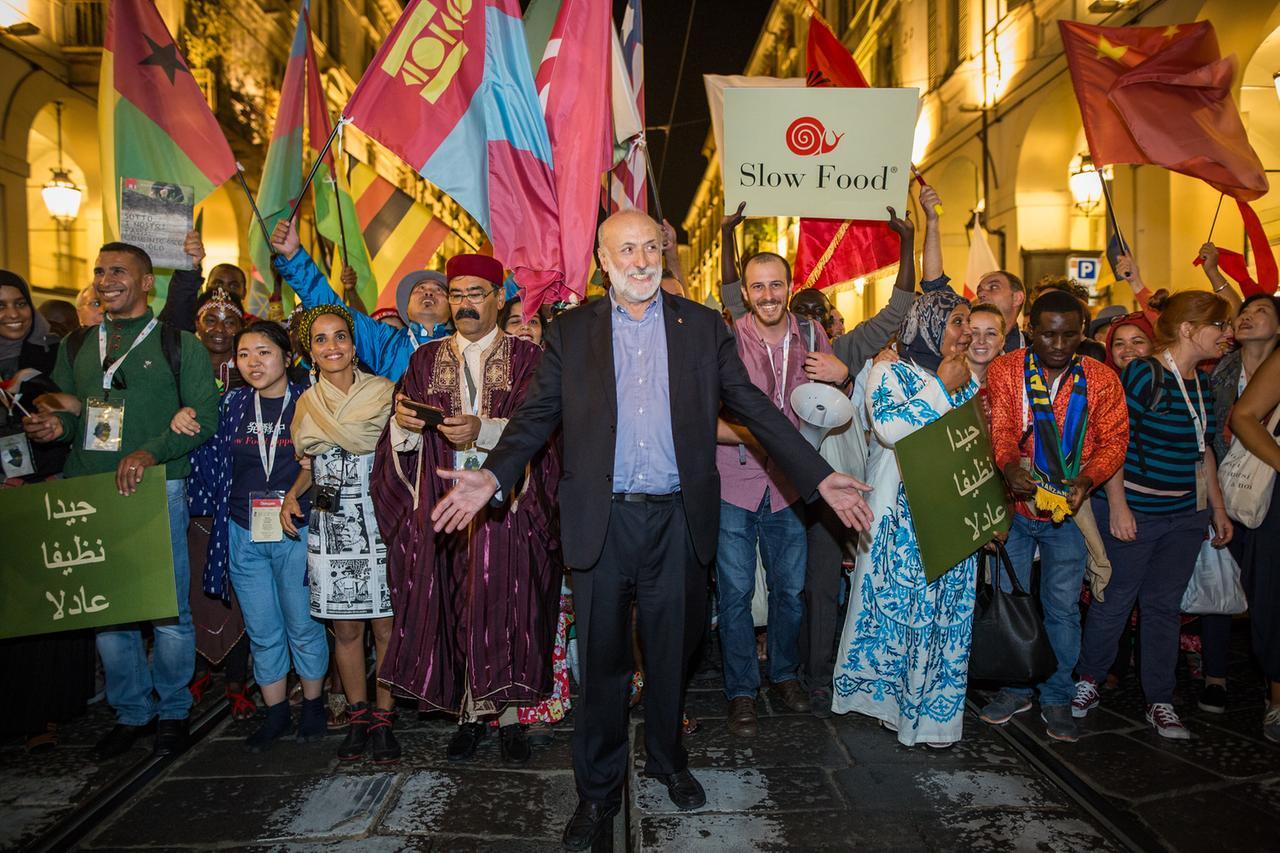 Morte di Petrini, il cordoglio della comunità Slow Food: «Profondamente addolorati»