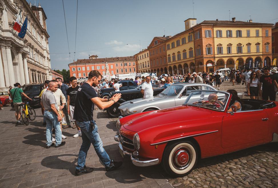 Motor Valley Fest scalda le gomme: «Modena la capitale delle supercar»