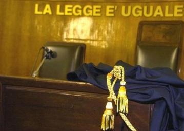 Portomaggiore, la rapina e poi la tentata estorsione: 29enne a processo