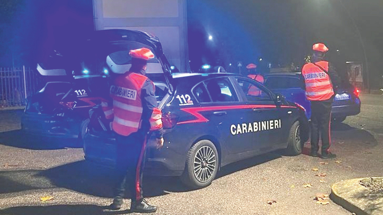Pontedera, stava per togliersi la vita: salvato dal padre e da due carabinieri