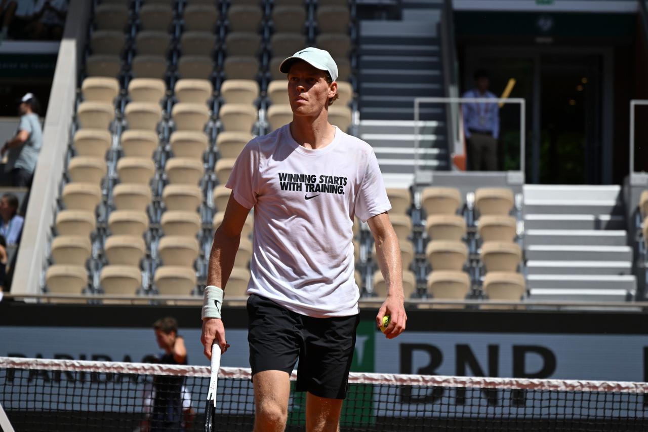 Roland Garros, atteso un caldo record: ecco quando gioca Jannik Sinner