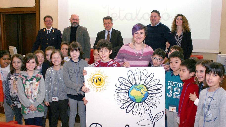 Dieci anni di “Petaloso”, la parola inventata a Copparo nel 2016