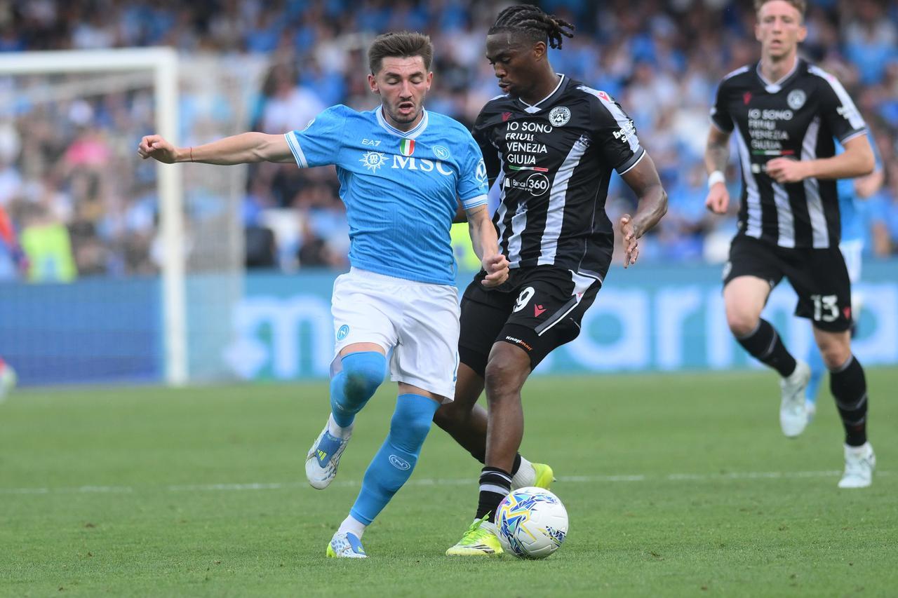 
	Un'azione di Napoli-Udinese giocata alle 18

