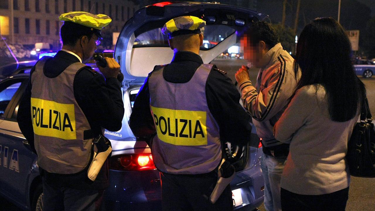 Ubriaco alla guida, sul banco degli imputati finisce l’etilometro e l’accusa si ribalta: assolto – Ecco perché