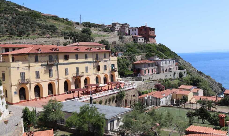 Detenuti raddoppiati a Gorgona, Salvetti: «Così si rovina un modello»<br>
