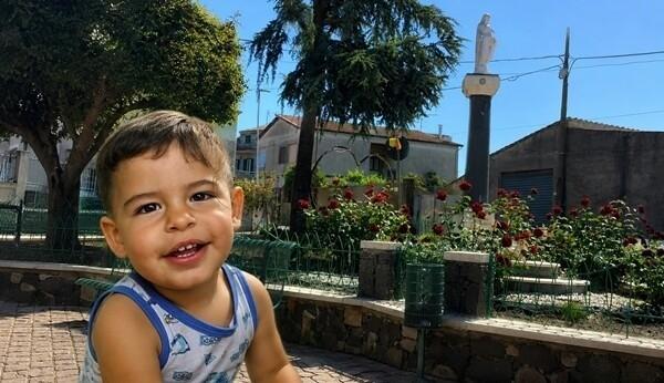 Bimbo ucciso dal trattore, il padre è indagato per omicidio stradale