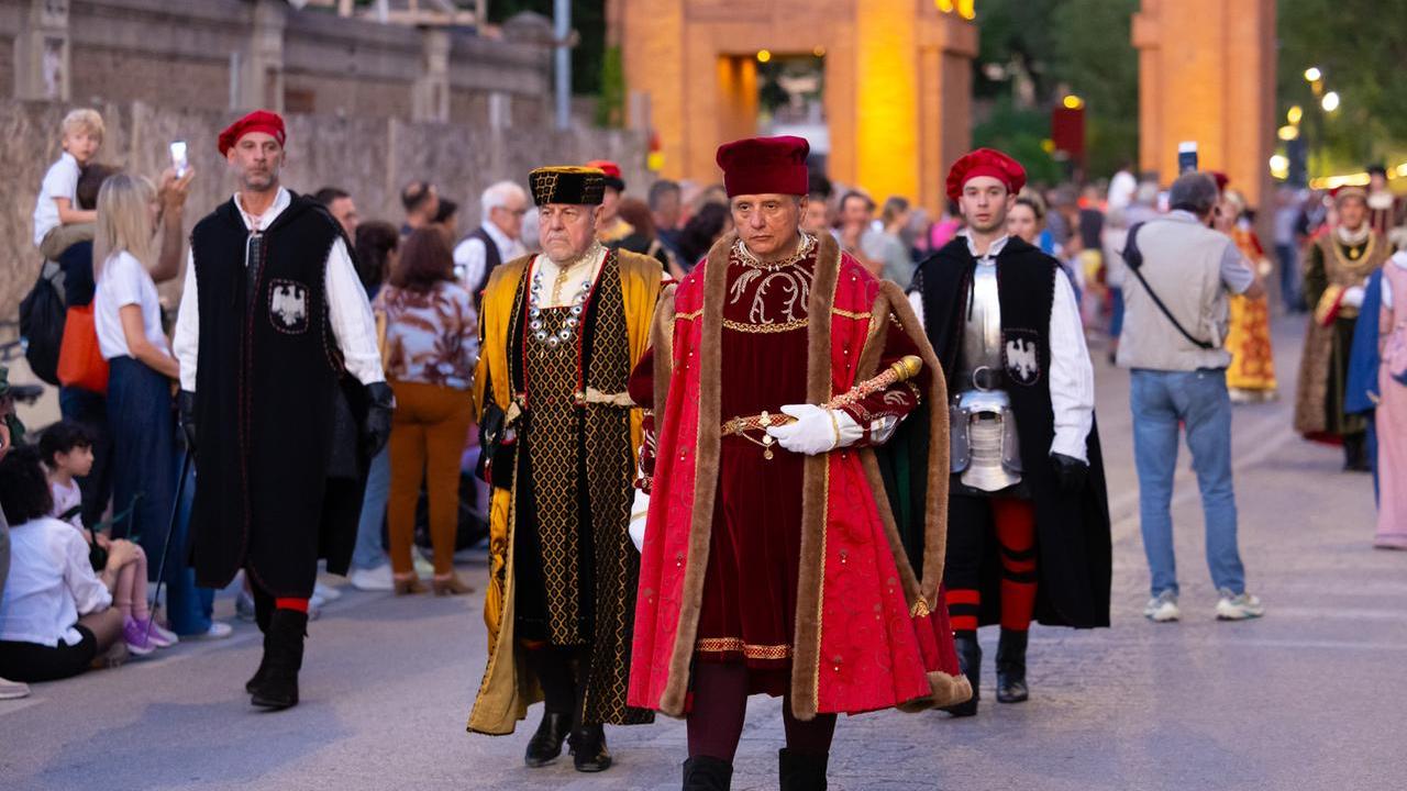 Palio di Ferrara, il miglior Corteo è di San Luca. A San Giacomo il “Nives Casati”