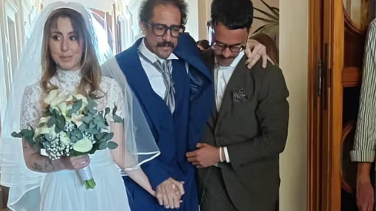 Igor Protti accompagna all’altare la figlia nonostante la malattia, la foto che ha commosso i social
