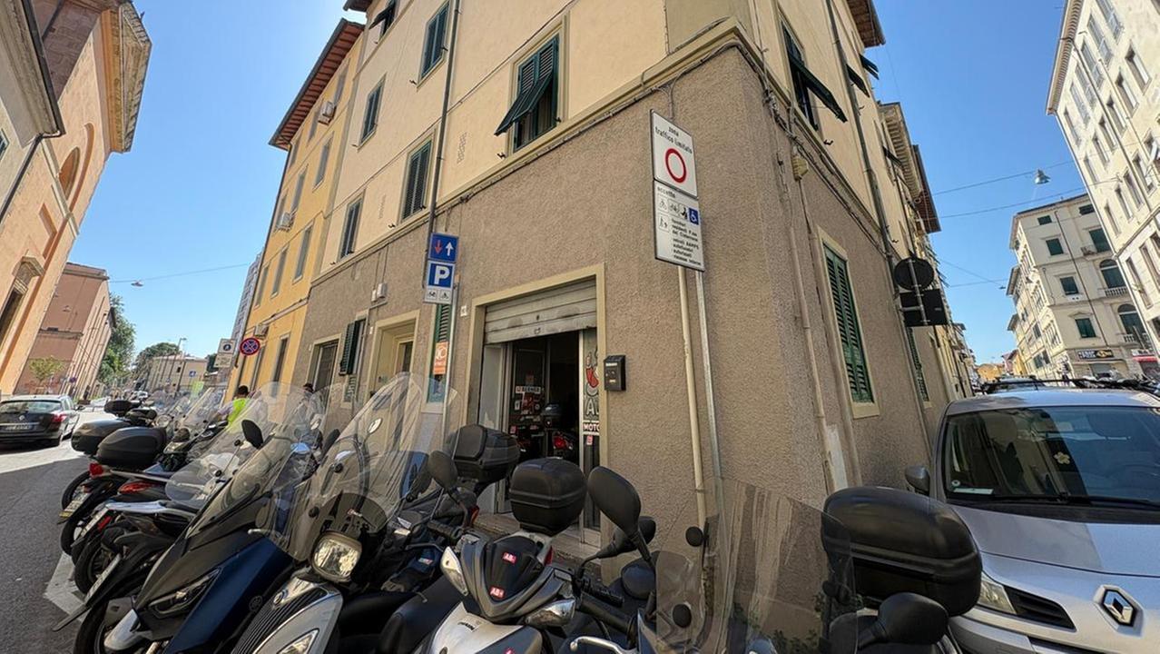 Una veduta di via Sant'Andrea (foto Stick)