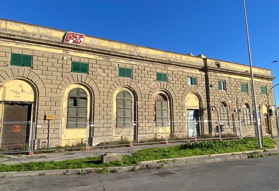 L’ex stazione San Marco, delle Ferrovie, chiusa ormai da anni