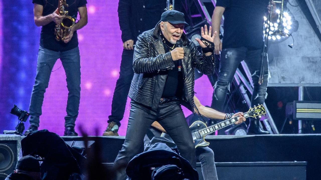 Vasco Rossi fa già tremare l’Olbia Arena: 72mila biglietti venduti per il doppio live di giugno – VIDEO