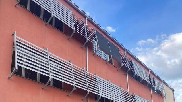 Emergenza caldo a scuola: 13enne sviene in aula durante le lezioni
