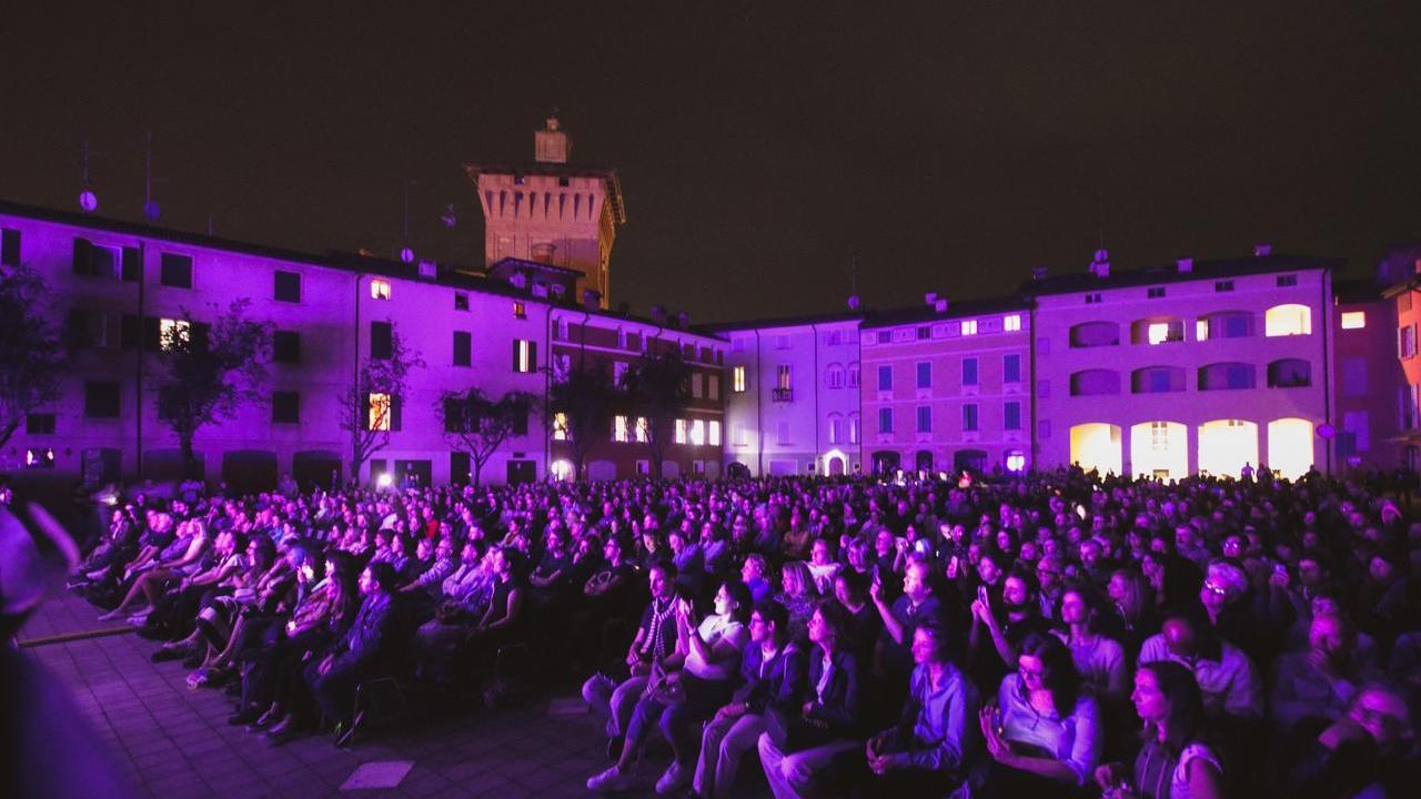 Al via FestivaLove, a Scandiano tre giorni di spettacoli, incontri e concerti: stasera si comincia con Dardust