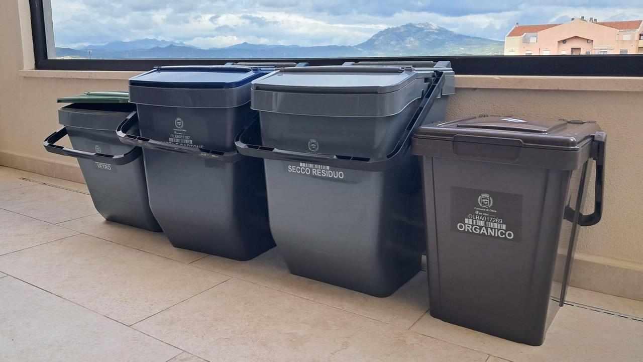 Olbia, prosegue la distribuzione dei nuovi mastelli. Potenziato il ritiro dell’umido