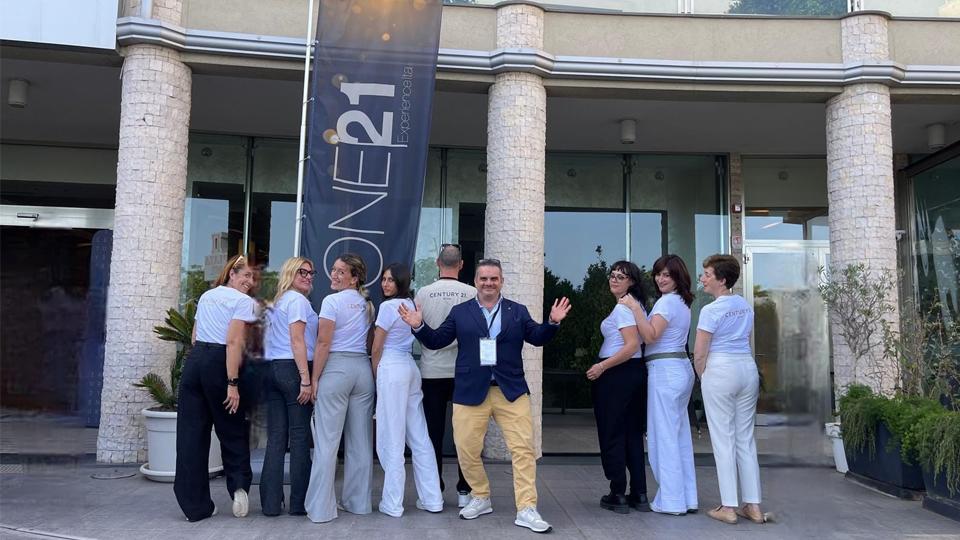 Century 21 Silver, a un anno dall’apertura della nuova sede di Castiglione della Pescaia, l’agenzia consolida la sua crescita e definisce gli obiettivi