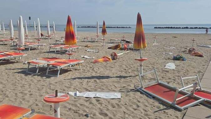 Porto Garibaldi, atti vandalici al New Esperia Beach