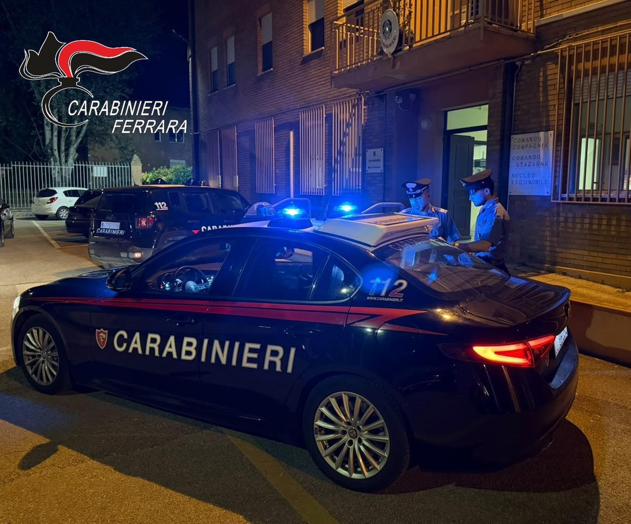 Lido Estensi, tormenta la nonna e le occupa la casa: arrestato