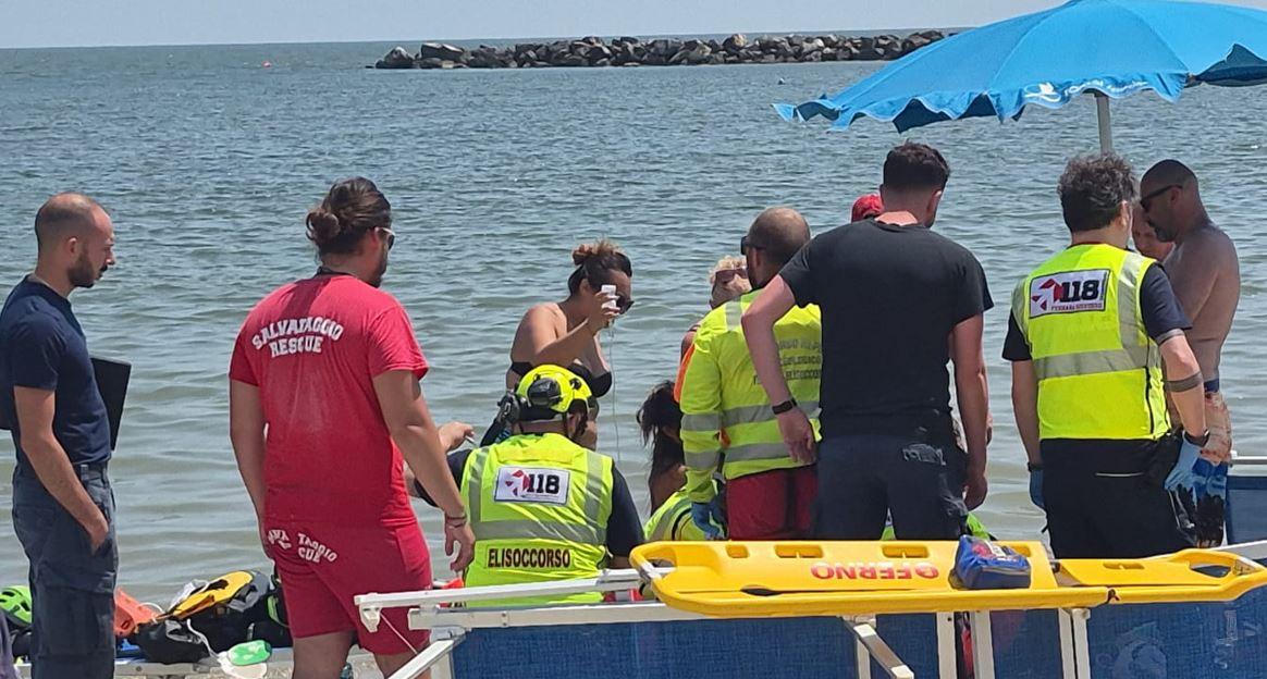 Malore in mare, 69enne morto a Lido Nazioni