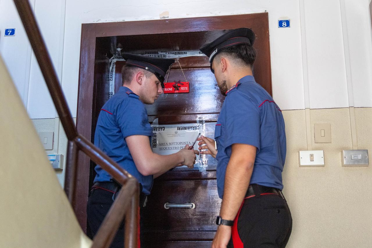 Coppia trovata morta in casa a Ferrara