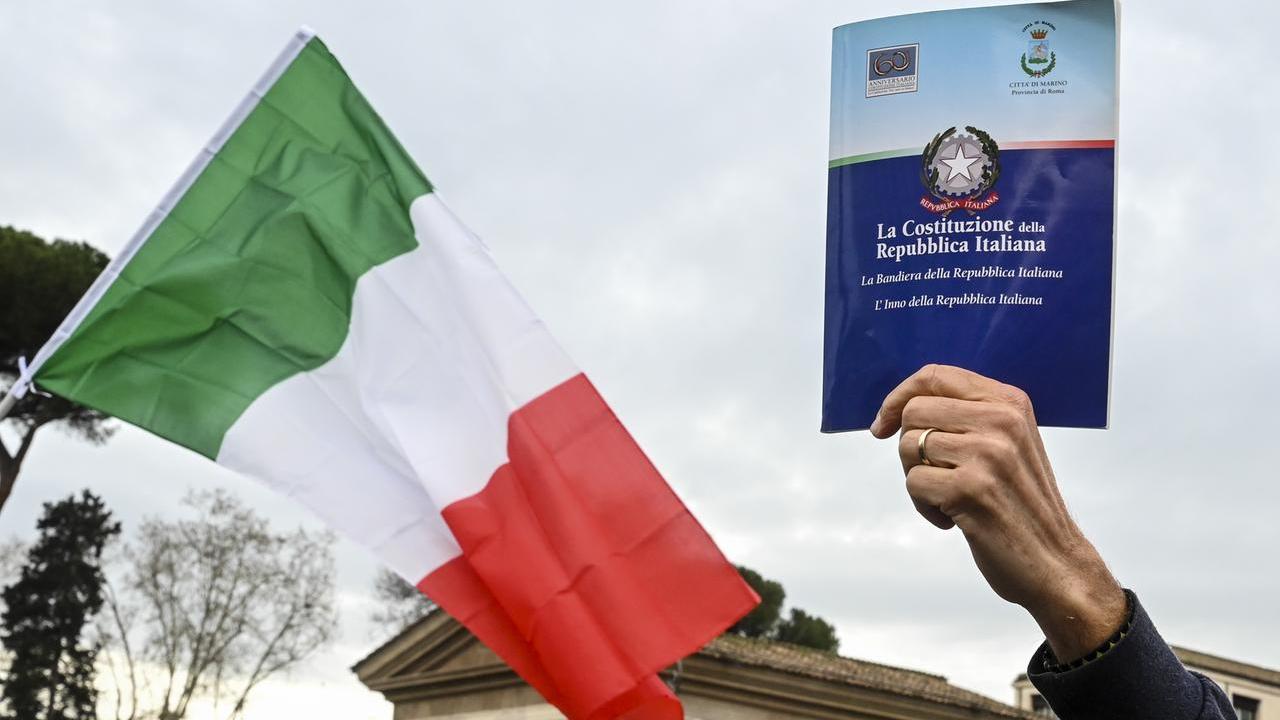 La Costituzione italiana in omaggio con la Nuova Ferrara