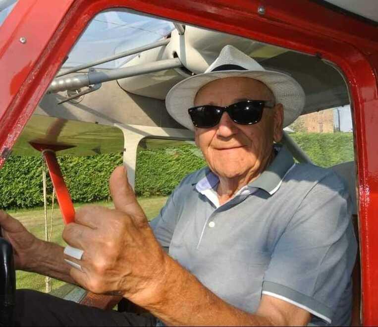 Addio a Sergio Subazzoli: poeta, artigiano e pilota. Chi era e cosa ha fatto