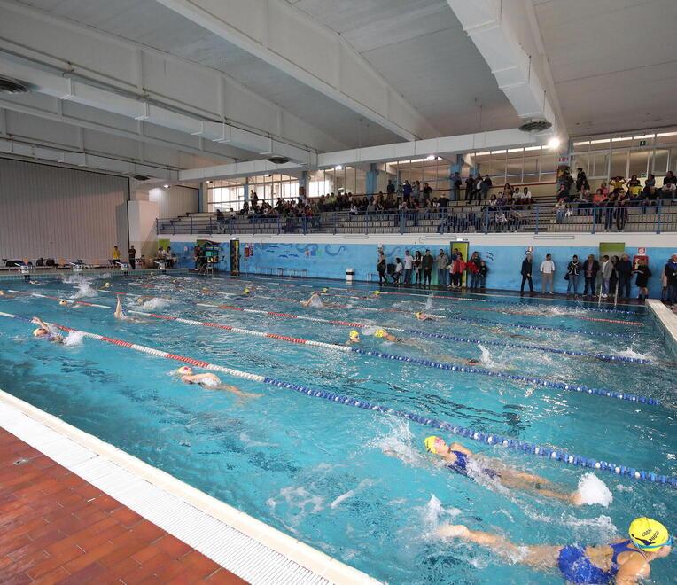 Riunione decisiva sulla piscina Marchi di Pescia. Tra la proroga della gestione e il maxi cantiere da far partire