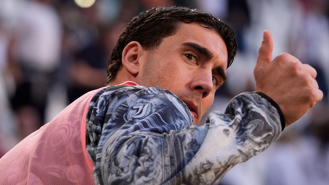
	Dusan Vlahovic

