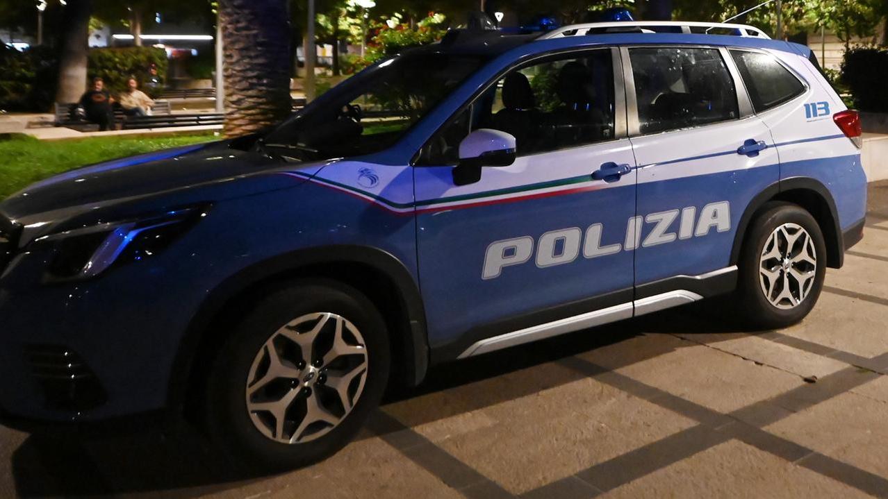 Accoltella e uccide il vicino durante una lite: arrestato un 18enne