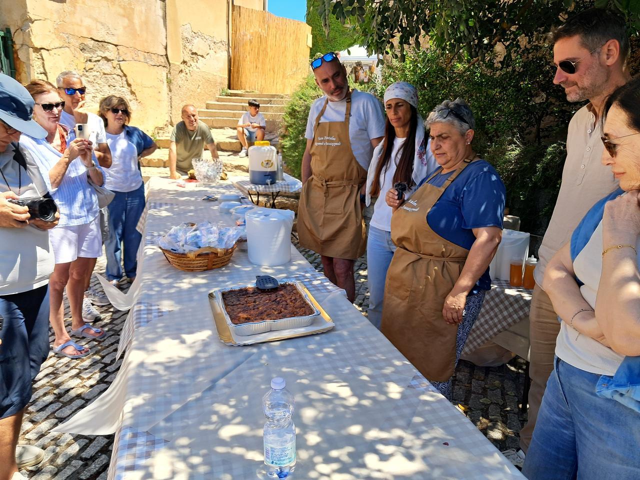 San Pantaleo incorona la cuoca regina della “suppa cuata”