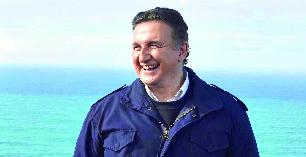 Roberto Giacobbo: «A 20 anni fui campione del quiz di Mike. A Morgongiori ci ho rimesso una costola»