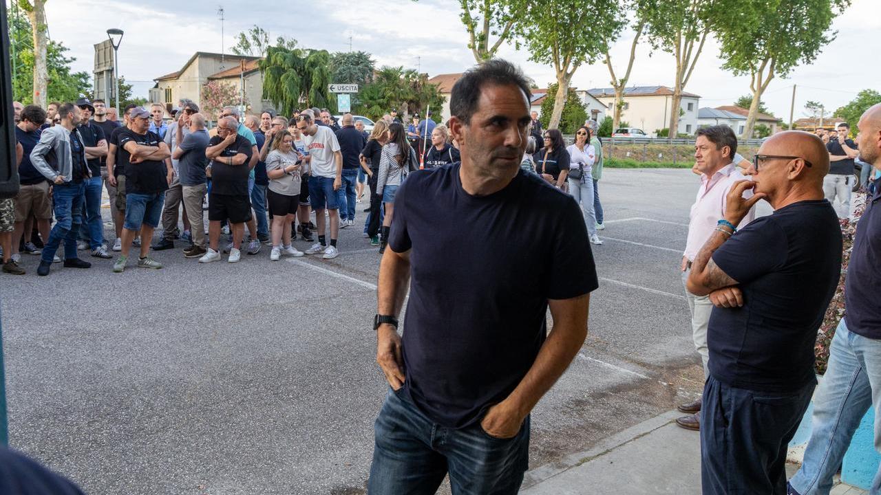 Ars et Labor. Ds Federico fischiato, poi rilancia: «Budget importantissimo per vincere il campionato»