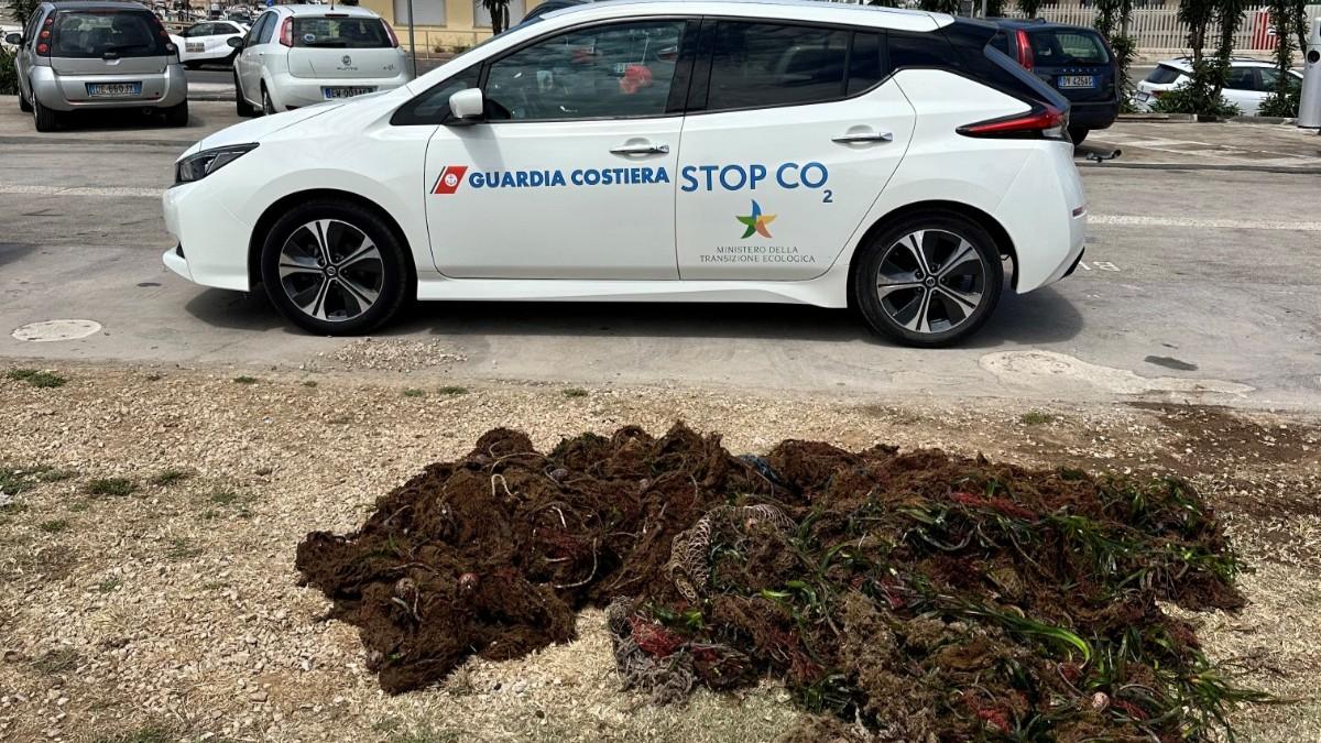 Una rete fantasma di 200 metri recuperata nel Golfo dell’Asinara