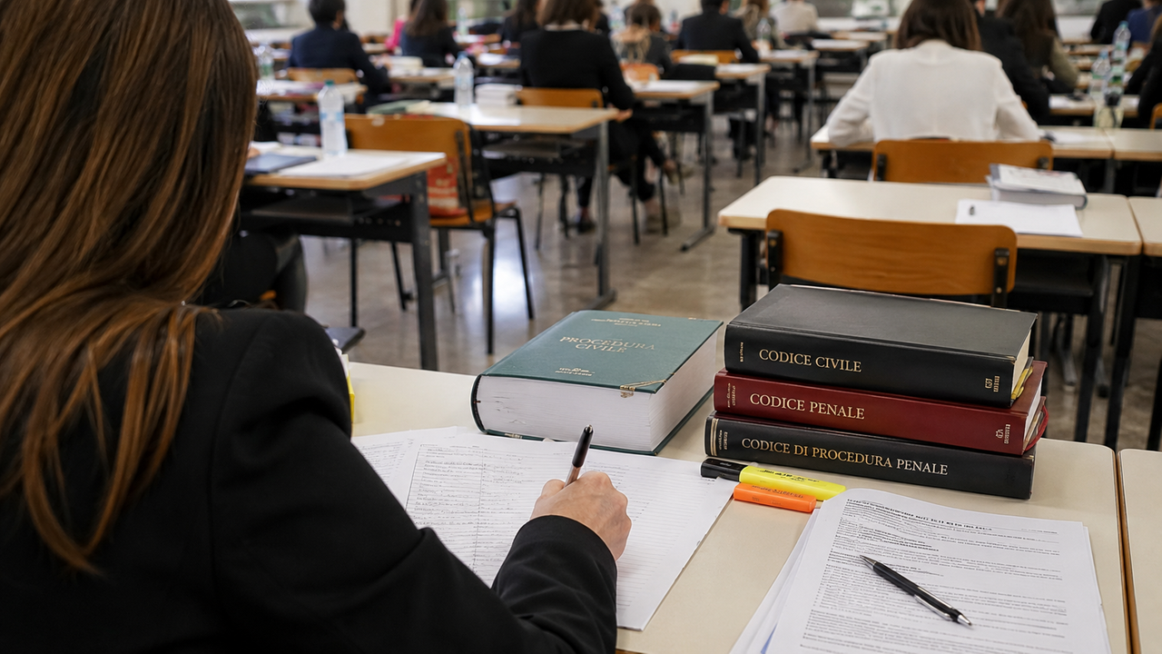 Esame da avvocato, due prove scritte e una orale: ecco come cambia l’accesso alla professione