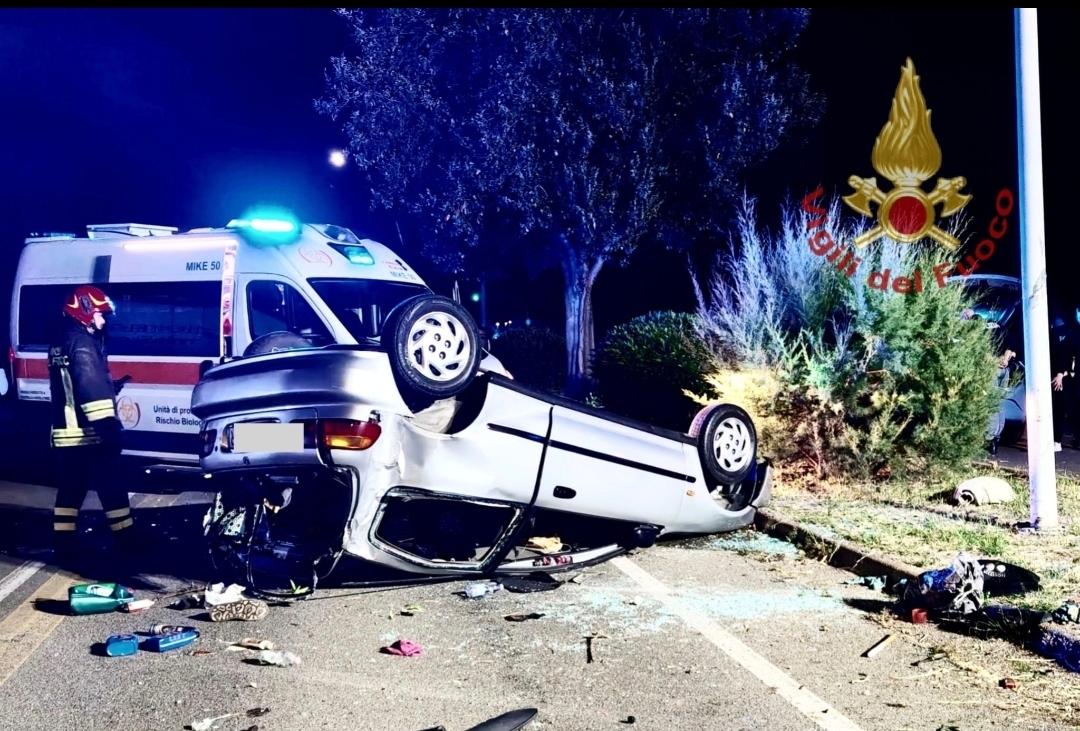Inseguimento e speronamento di un’auto con una famiglia a bordo: due giovani arrestati per tentato omicidio plurimo aggravato