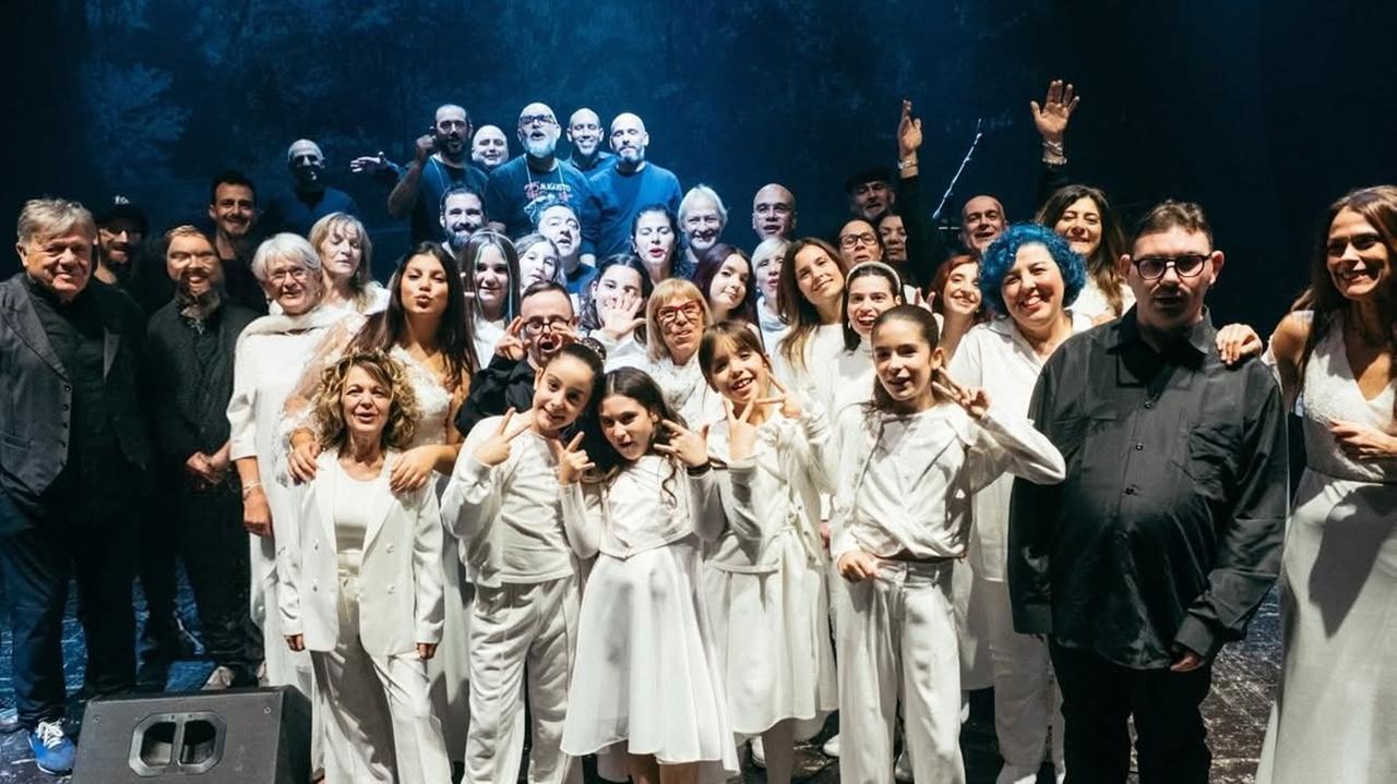 Musica e inclusione, è a Sassari l’unico coro d’Italia fatto di persone con e senza disabilità: «Così creiamo la nostra armonia»